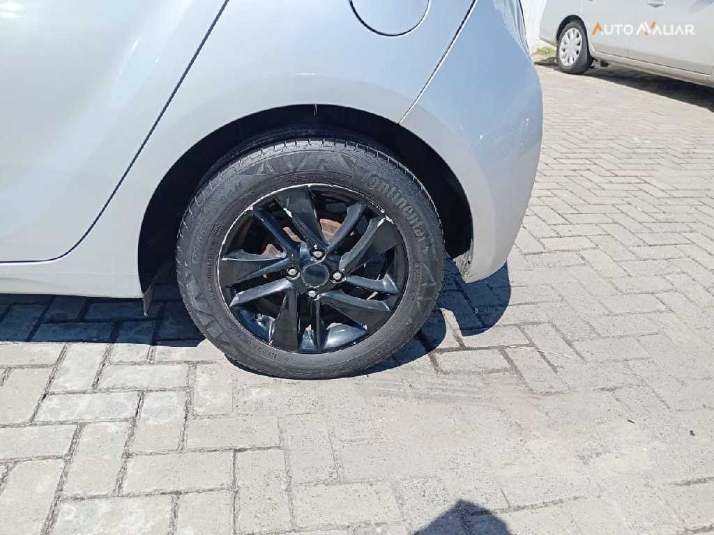 HYUNDAI HB20 1.6 PREMIUM 16V FLEX 4P MANUAL