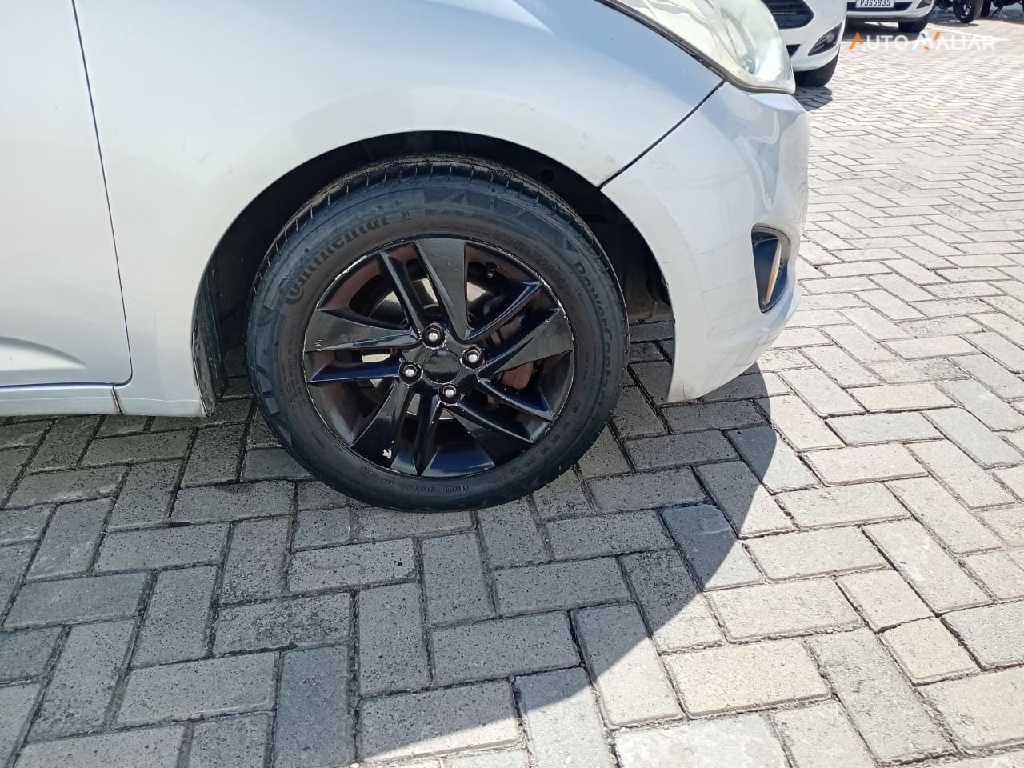 HYUNDAI HB20 1.6 PREMIUM 16V FLEX 4P MANUAL