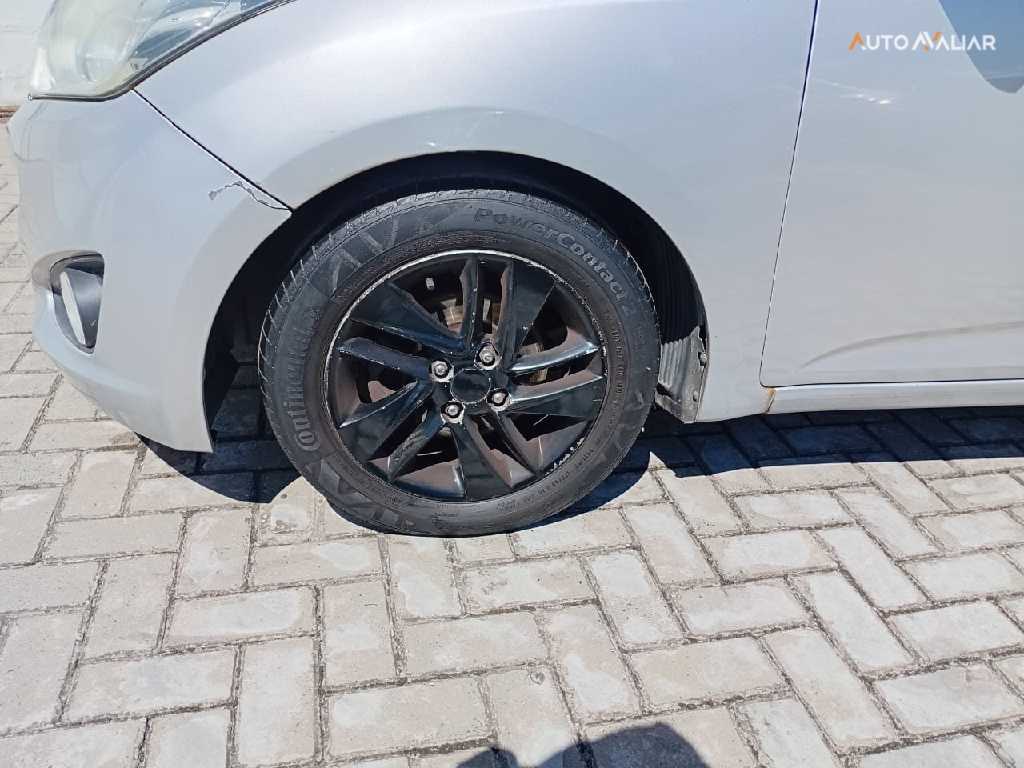 HYUNDAI HB20 1.6 PREMIUM 16V FLEX 4P MANUAL