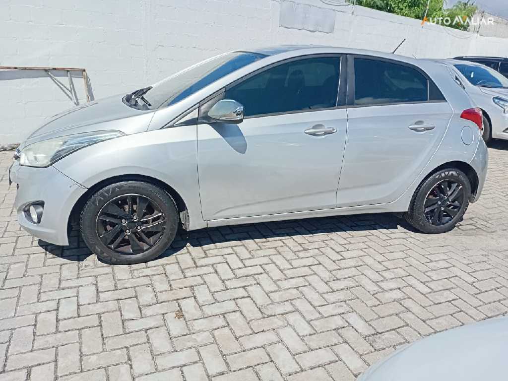 HYUNDAI HB20 1.6 PREMIUM 16V FLEX 4P MANUAL