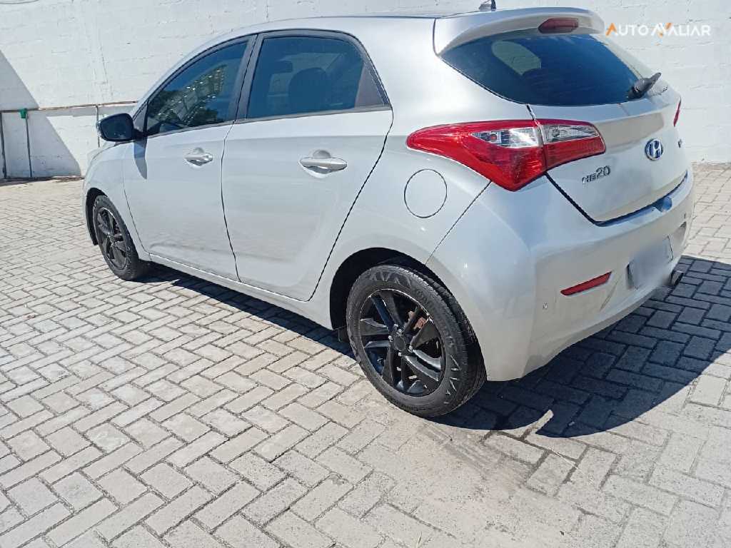 HYUNDAI HB20 1.6 PREMIUM 16V FLEX 4P MANUAL
