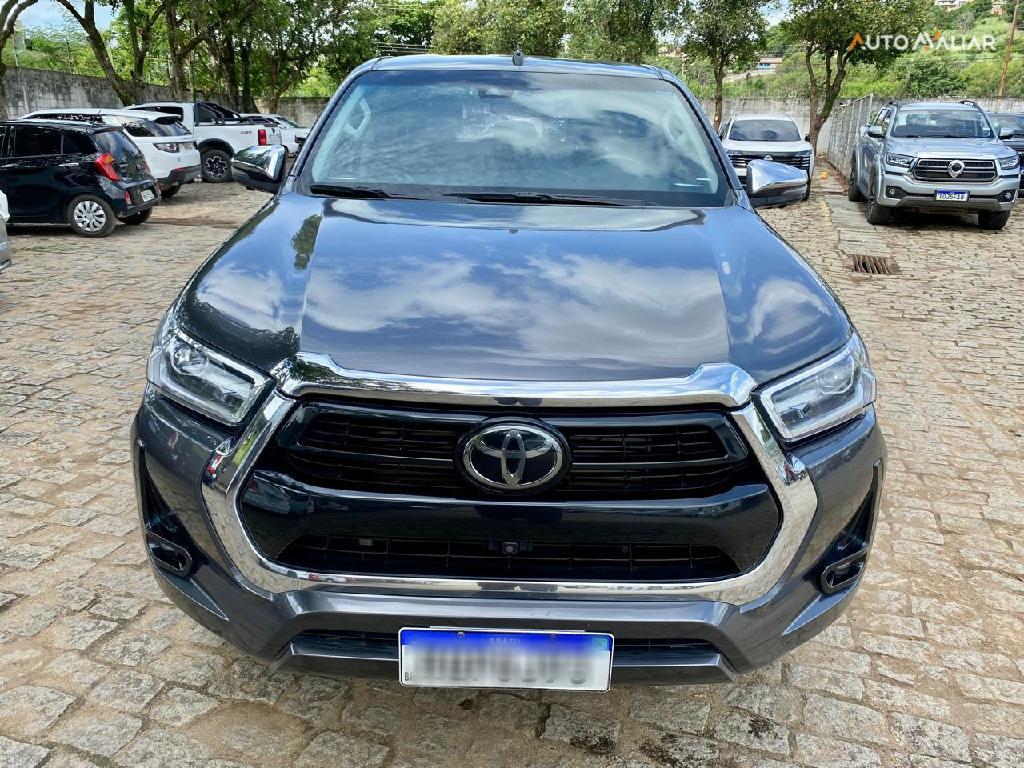 TOYOTA HILUX 2.8 D-4D TURBO DIESEL CD SRX 4X4 AUTOM&Aacute;TICO