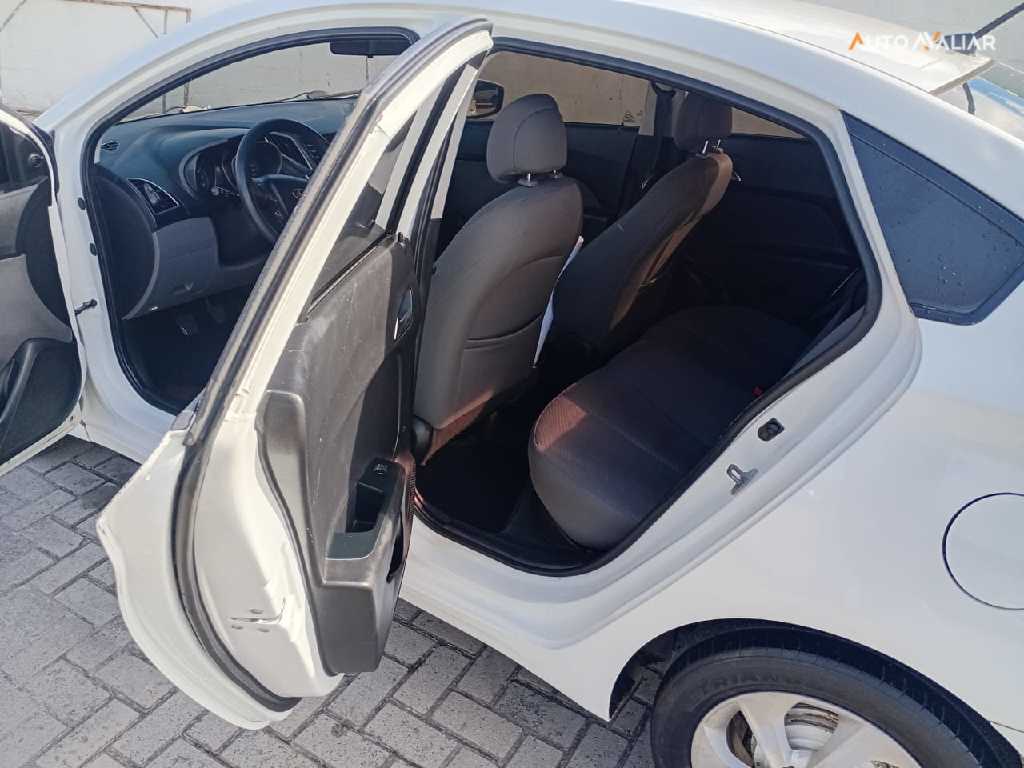 HYUNDAI HB20S 1.6 COMFORT PLUS 16V FLEX 4P MANUAL