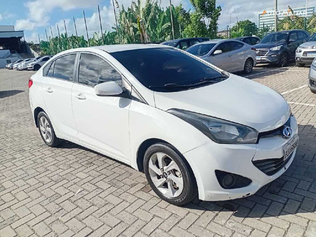 HYUNDAI HB20S 1.6 COMFORT PLUS 16V FLEX 4P MANUAL
