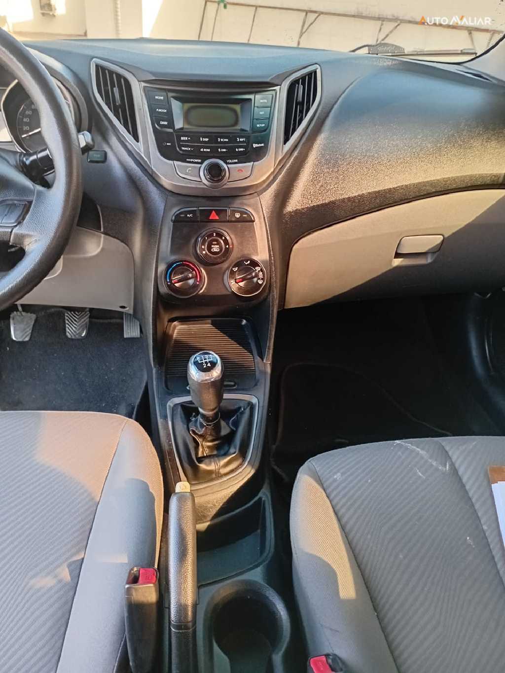 HYUNDAI HB20S 1.6 COMFORT PLUS 16V FLEX 4P MANUAL