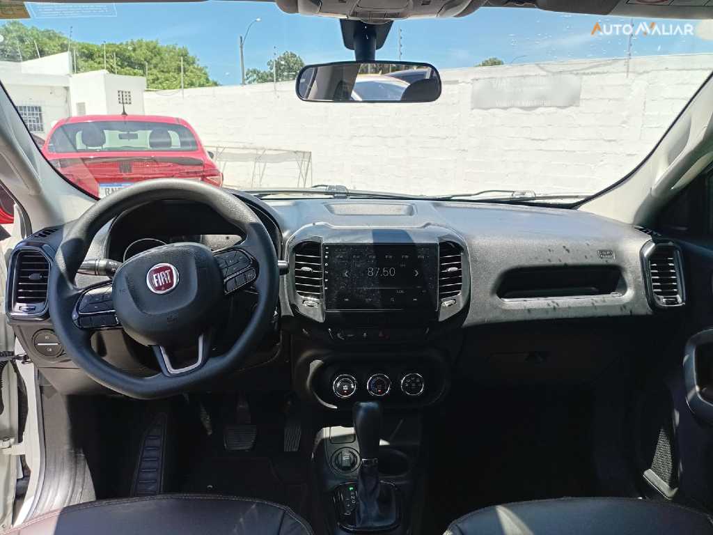 FIAT TORO 1.8 16V EVO FLEX ENDURANCE AT6