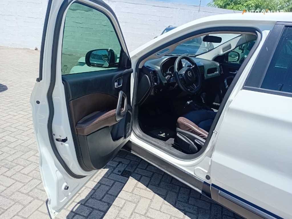 FIAT TORO 1.8 16V EVO FLEX ENDURANCE AT6