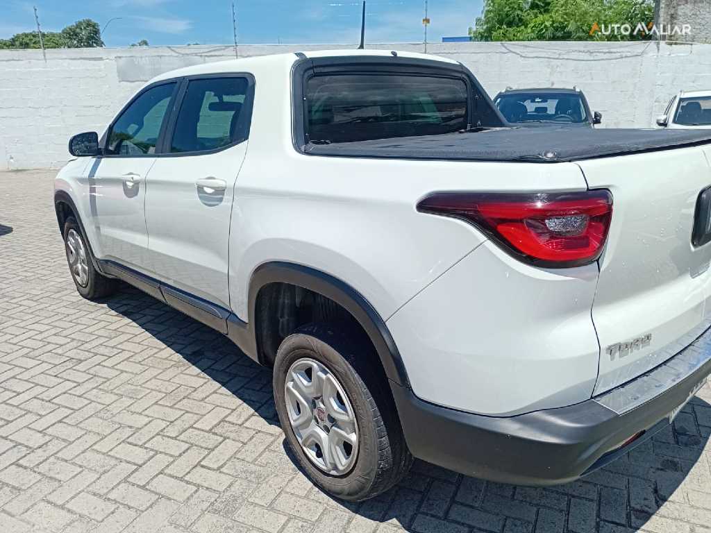 FIAT TORO 1.8 16V EVO FLEX ENDURANCE AT6