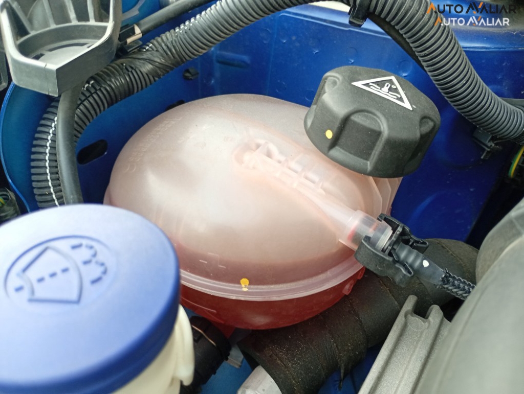 PEUGEOT 208 1.0 TURBO 200 FLEX STYLE CVT