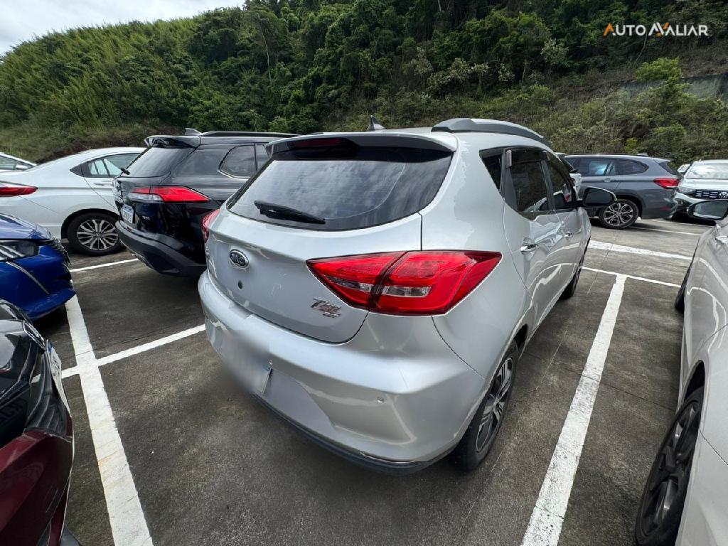 JAC T40 1.6 16V GASOLINA PLUS 4P CVT