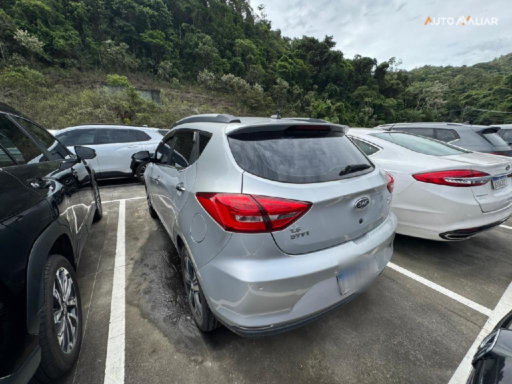 JAC T40 1.6 16V GASOLINA PLUS 4P CVT