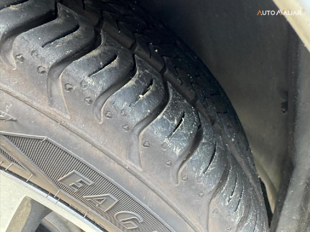 JAC T40 1.6 16V GASOLINA PLUS 4P CVT