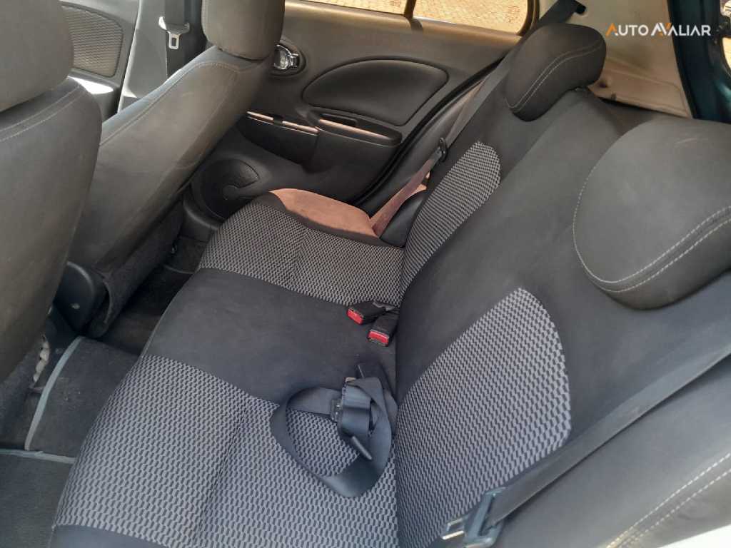 NISSAN MARCH 1.0 SV 12V FLEX 4P MANUAL