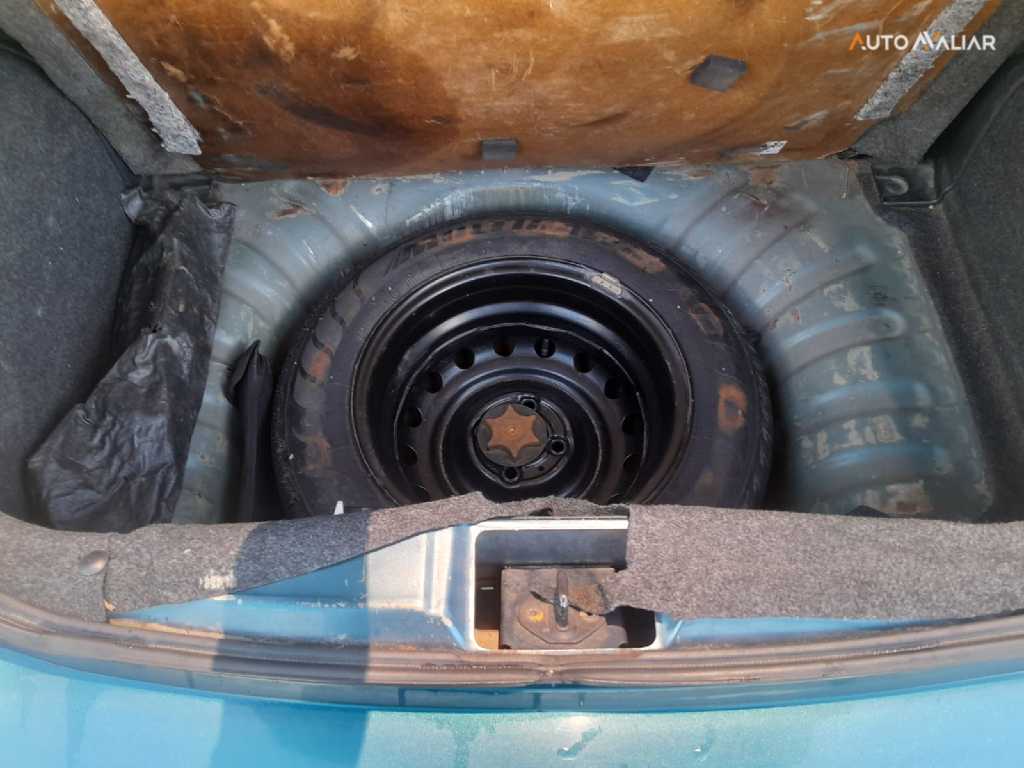 NISSAN MARCH 1.0 SV 12V FLEX 4P MANUAL