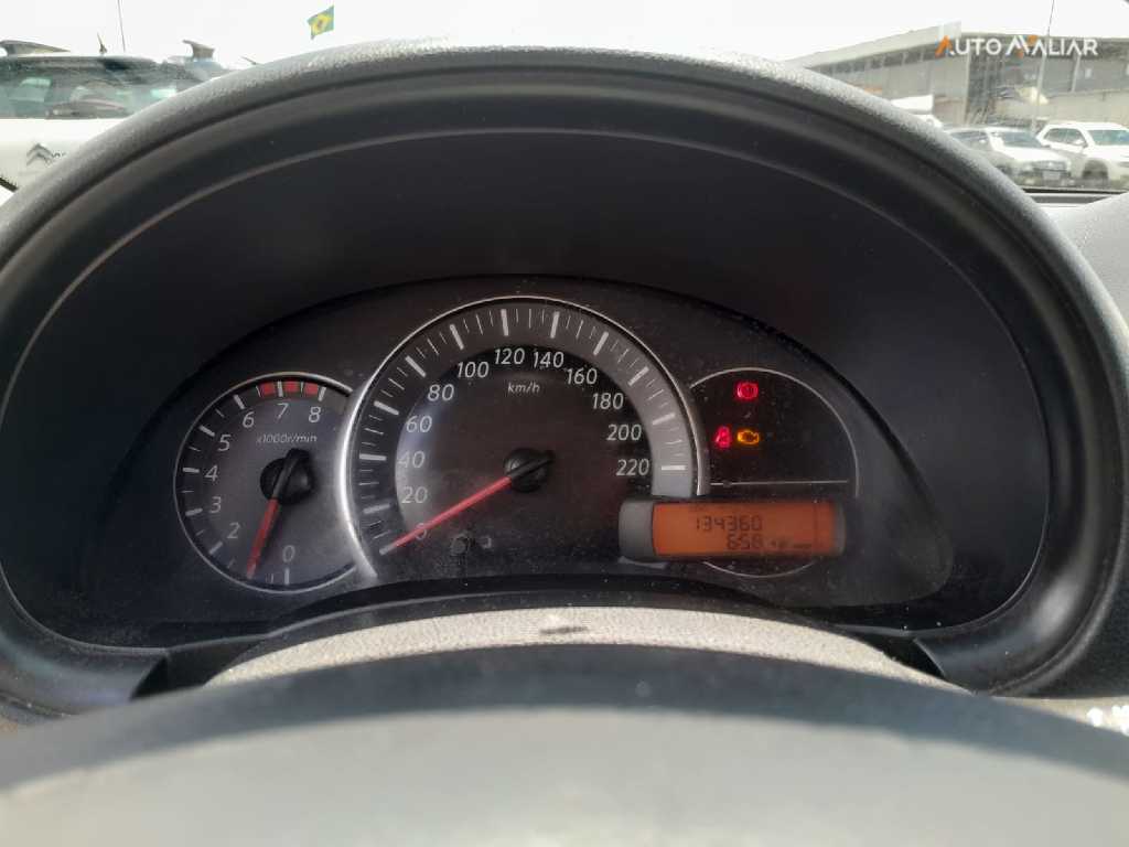 NISSAN MARCH 1.0 SV 12V FLEX 4P MANUAL