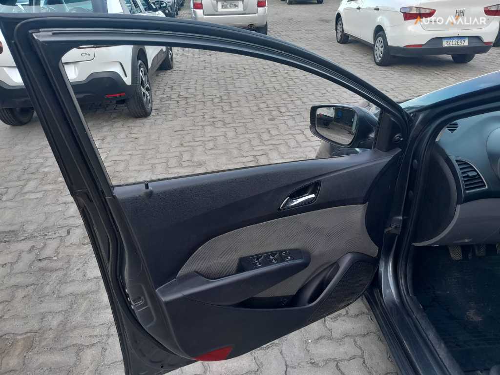 HYUNDAI HB20S 1.6 COMFORT PLUS 16V FLEX 4P MANUAL