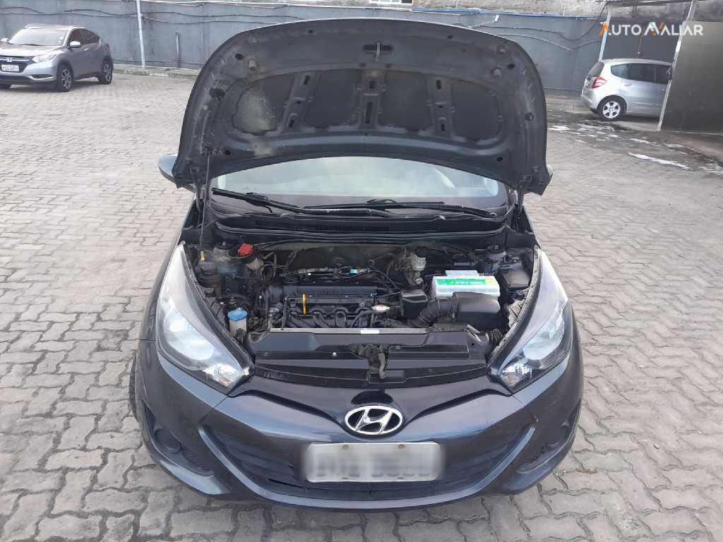 HYUNDAI HB20S 1.6 COMFORT PLUS 16V FLEX 4P MANUAL