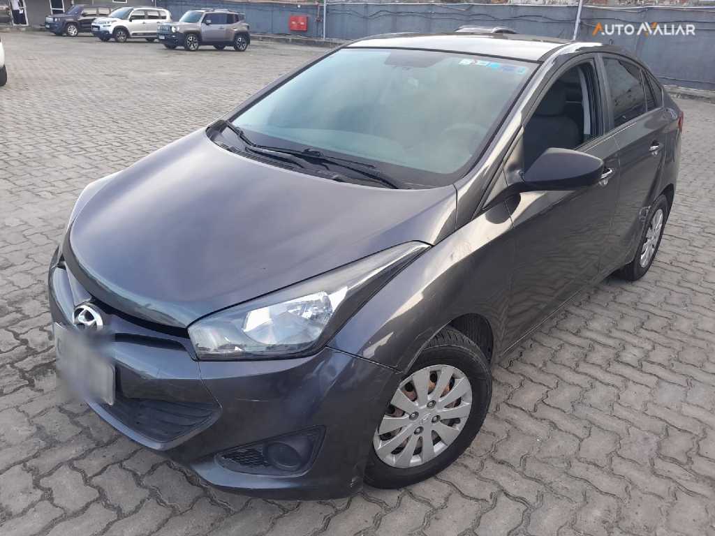HYUNDAI HB20S 1.6 COMFORT PLUS 16V FLEX 4P MANUAL