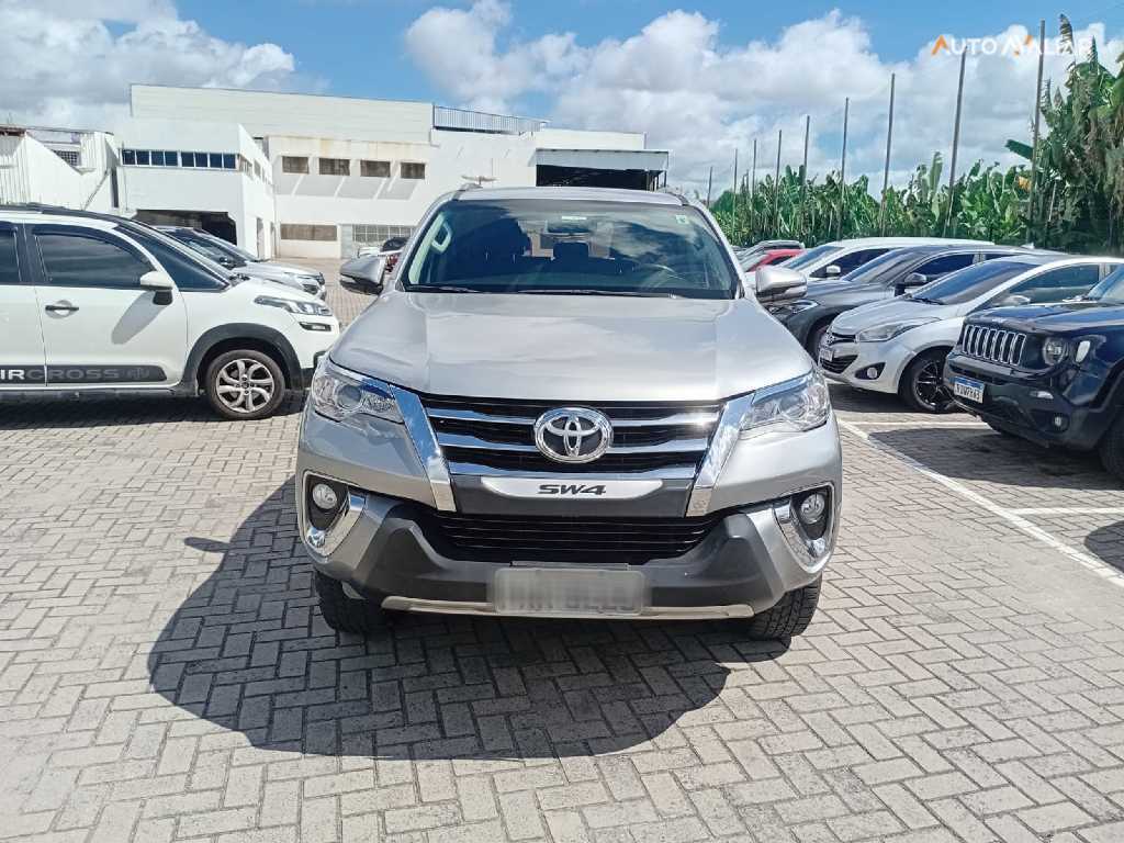 TOYOTA HILUX SW4 2.7 SR 4X2 16V FLEX 4P AUTOMATICO