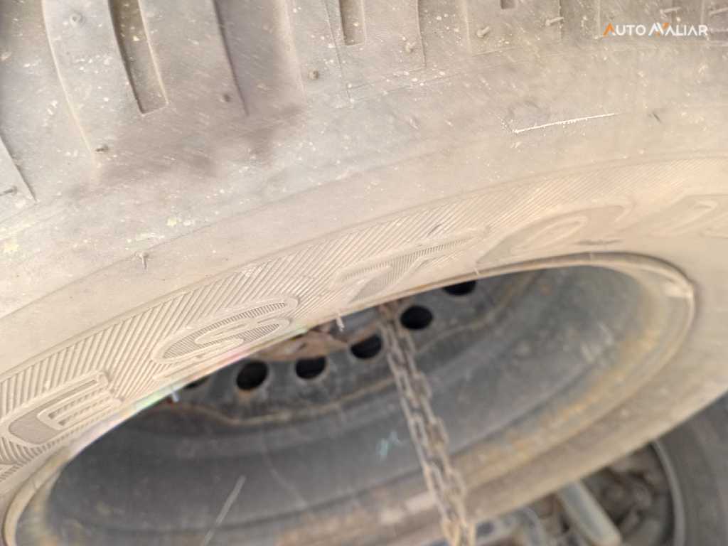 TOYOTA HILUX SW4 2.7 SR 4X2 16V FLEX 4P AUTOMATICO