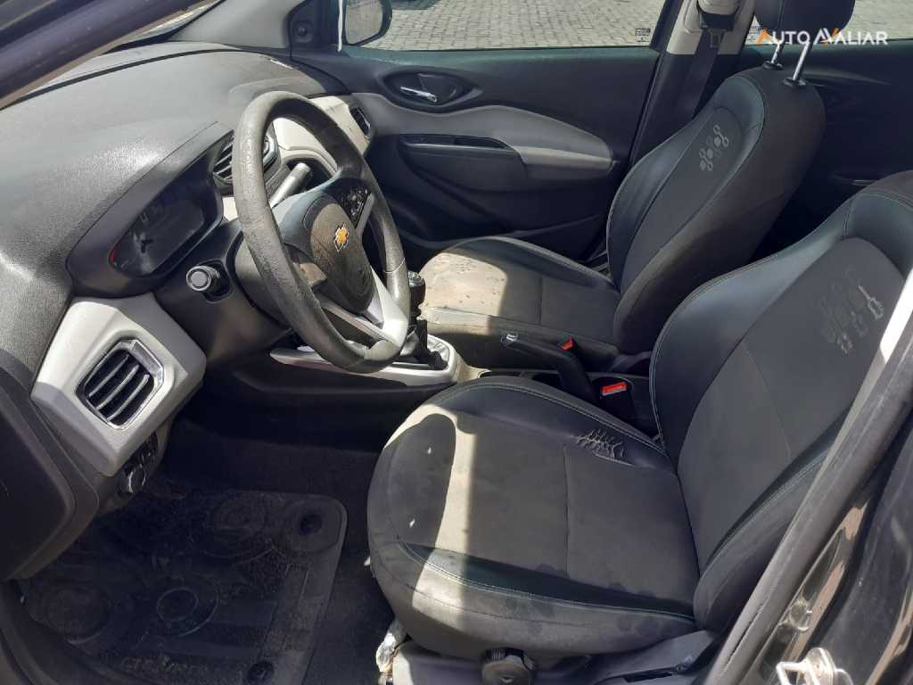 CHEVROLET ONIX 1.0 MPFI LT 8V FLEX 4P MANUAL