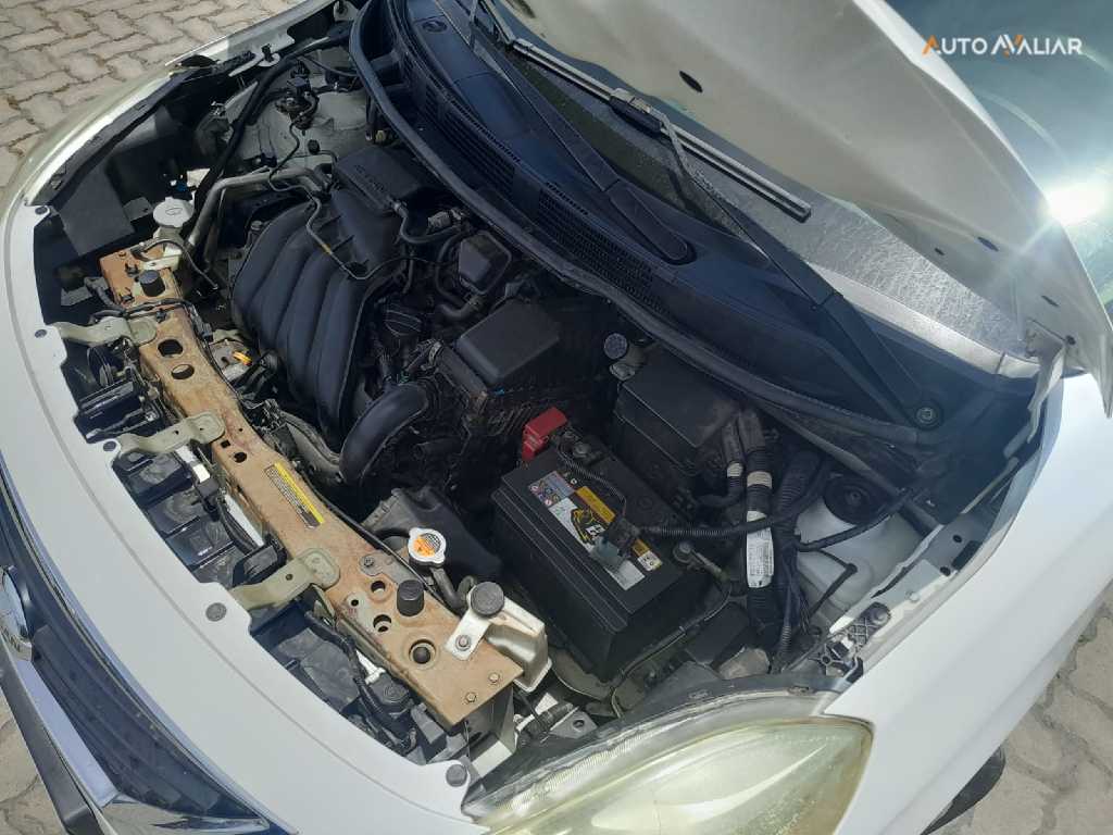 NISSAN VERSA 1.6 16V FLEX SV 4P MANUAL