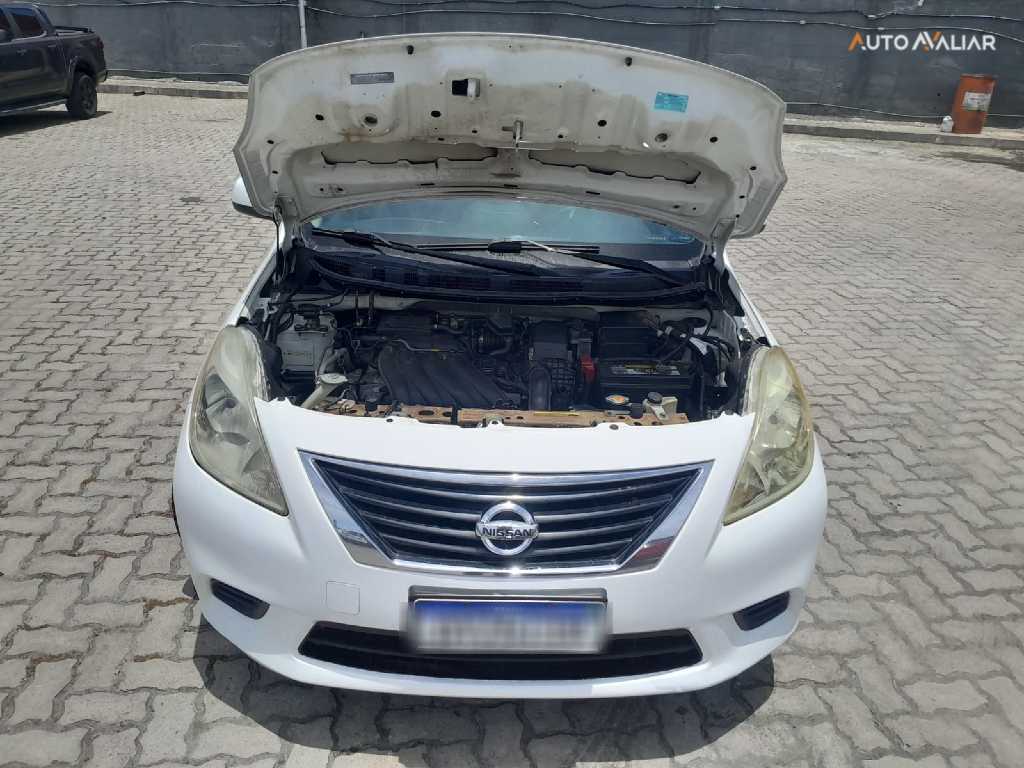 NISSAN VERSA 1.6 16V FLEX SV 4P MANUAL