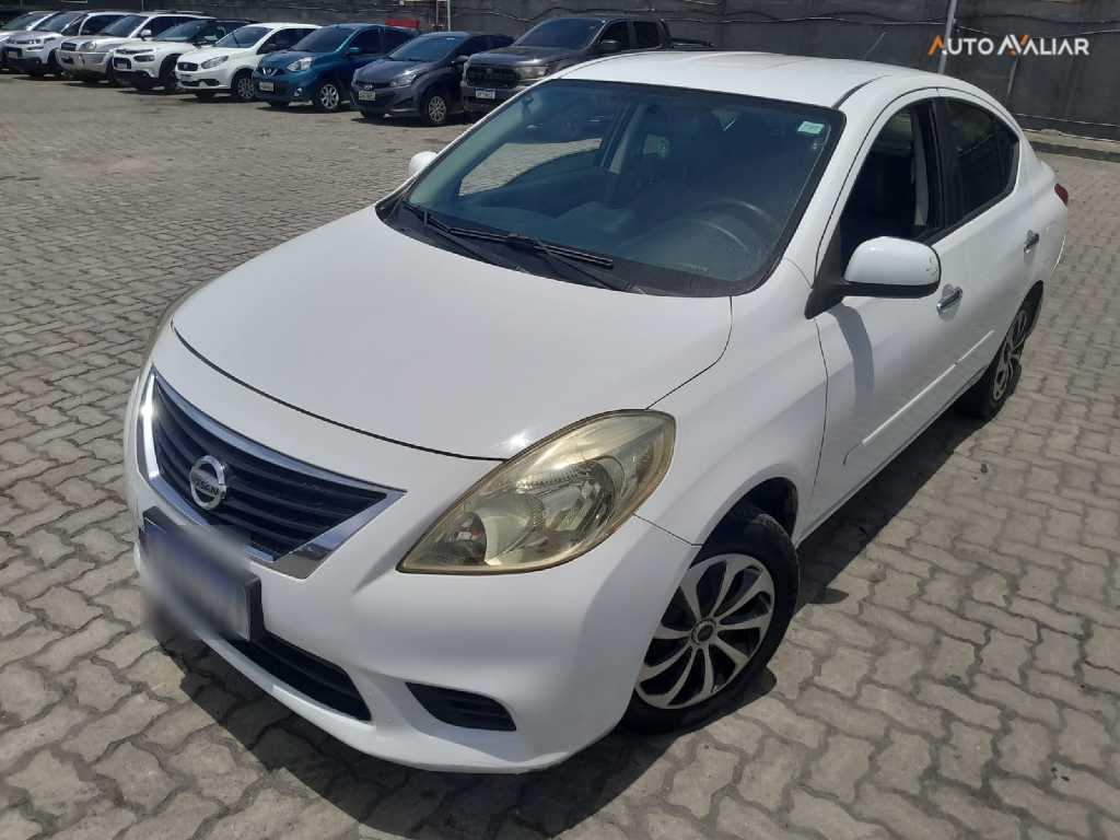 NISSAN VERSA 1.6 16V FLEX SV 4P MANUAL
