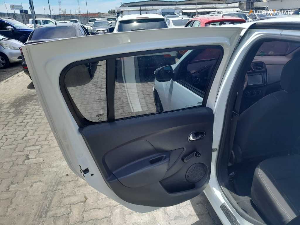 RENAULT SANDERO 1.0 12V SCE FLEX EXPRESSION 4P MANUAL