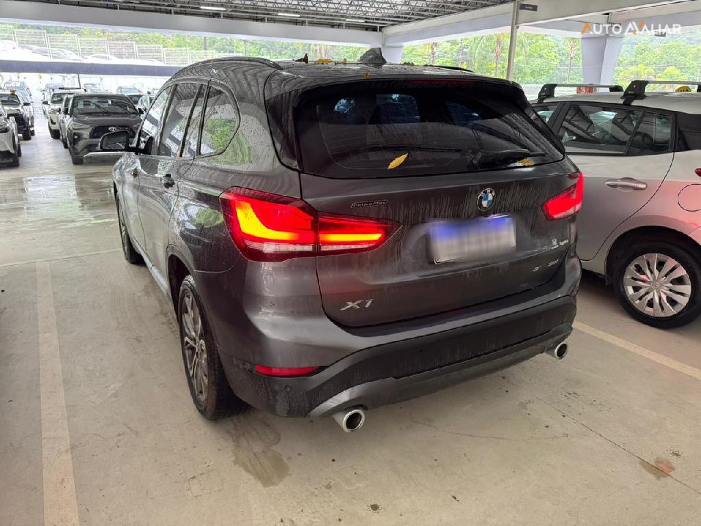 BMW X1 2.0 16V TURBO ACTIVEFLEX SDRIVE20I 4P AUTOMATICO