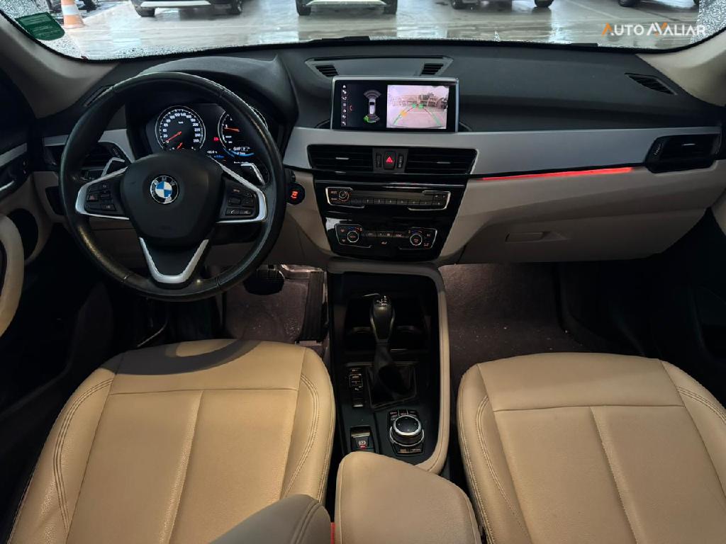 BMW X1 2.0 16V TURBO ACTIVEFLEX SDRIVE20I 4P AUTOMATICO