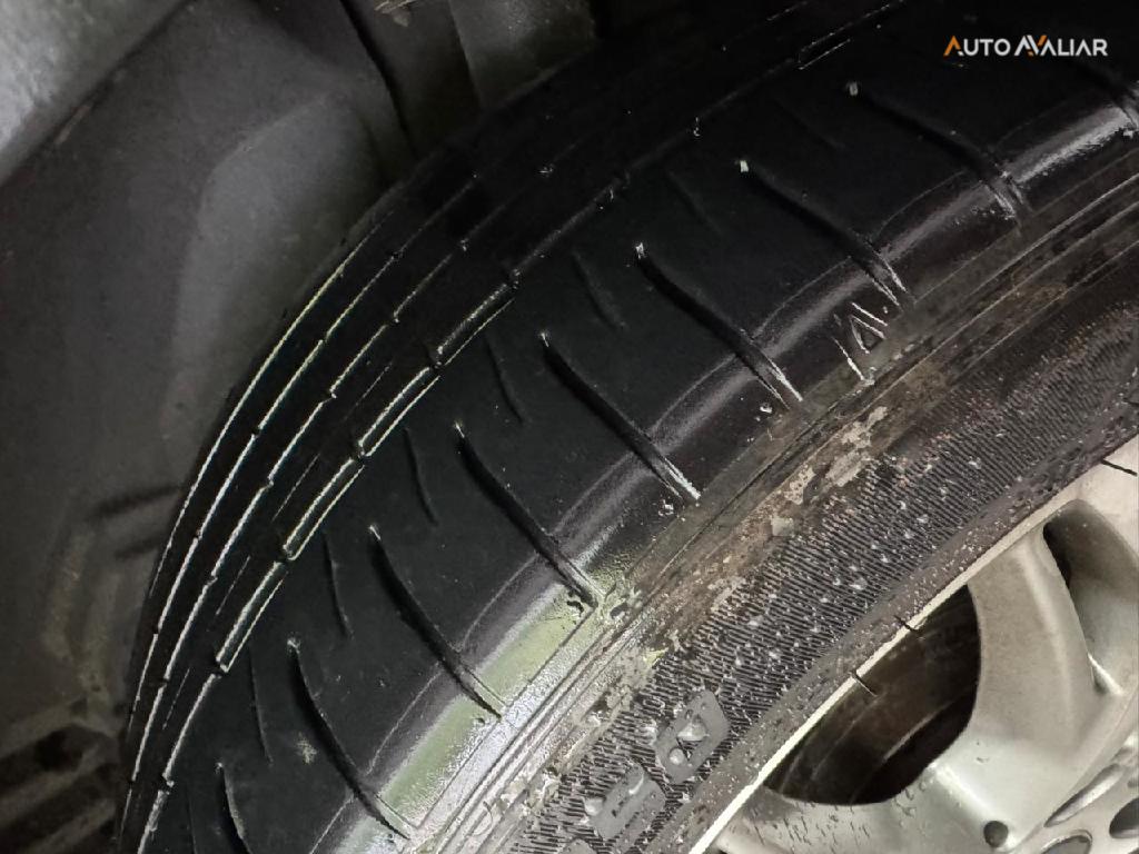 BMW X1 2.0 16V TURBO ACTIVEFLEX SDRIVE20I 4P AUTOMATICO