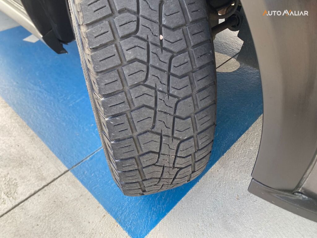 FIAT ARGO 1.3 FIREFLY FLEX TREKKING MANUAL