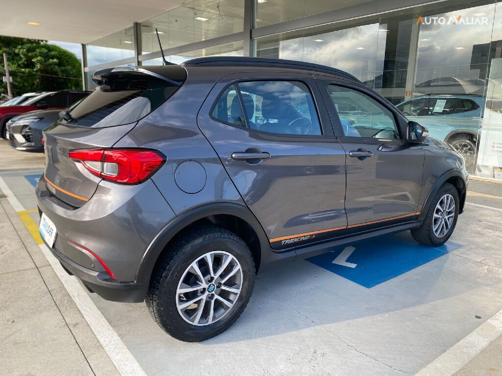 FIAT ARGO 1.3 FIREFLY FLEX TREKKING MANUAL