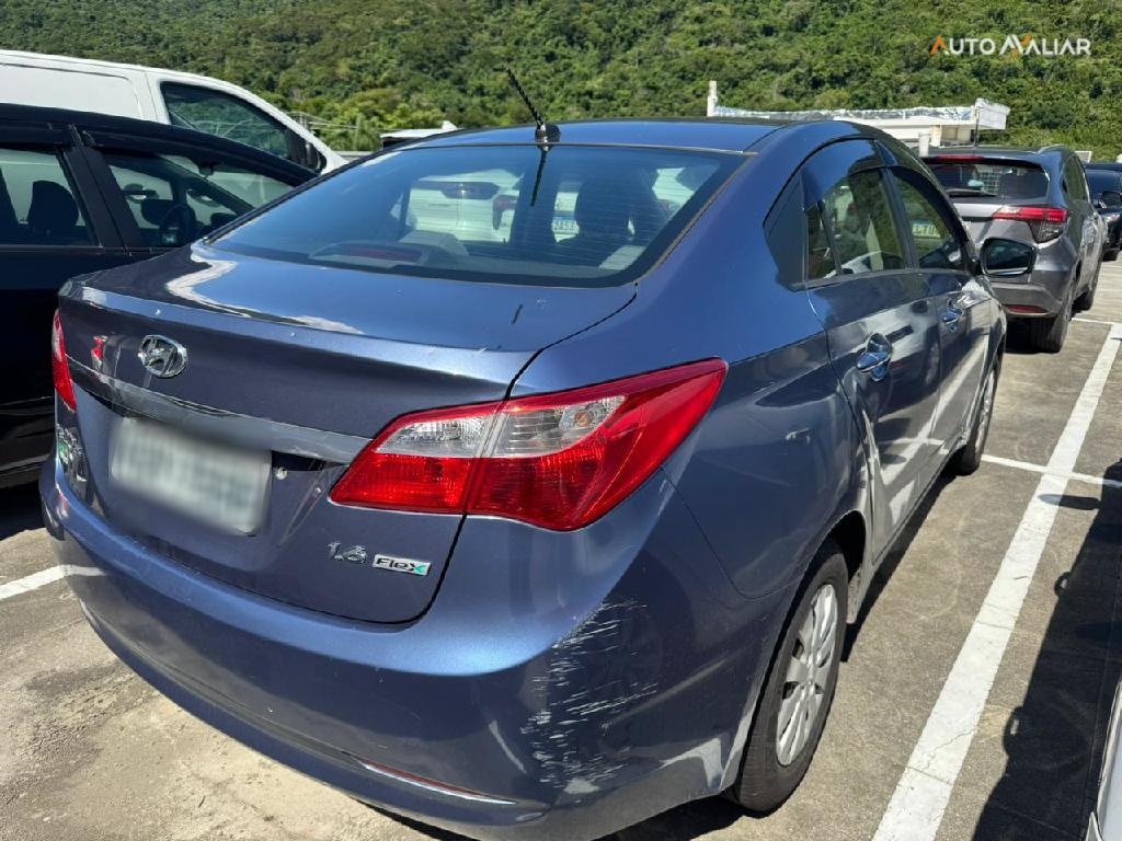 HYUNDAI HB20S 1.6 COMFORT PLUS 16V FLEX 4P MANUAL