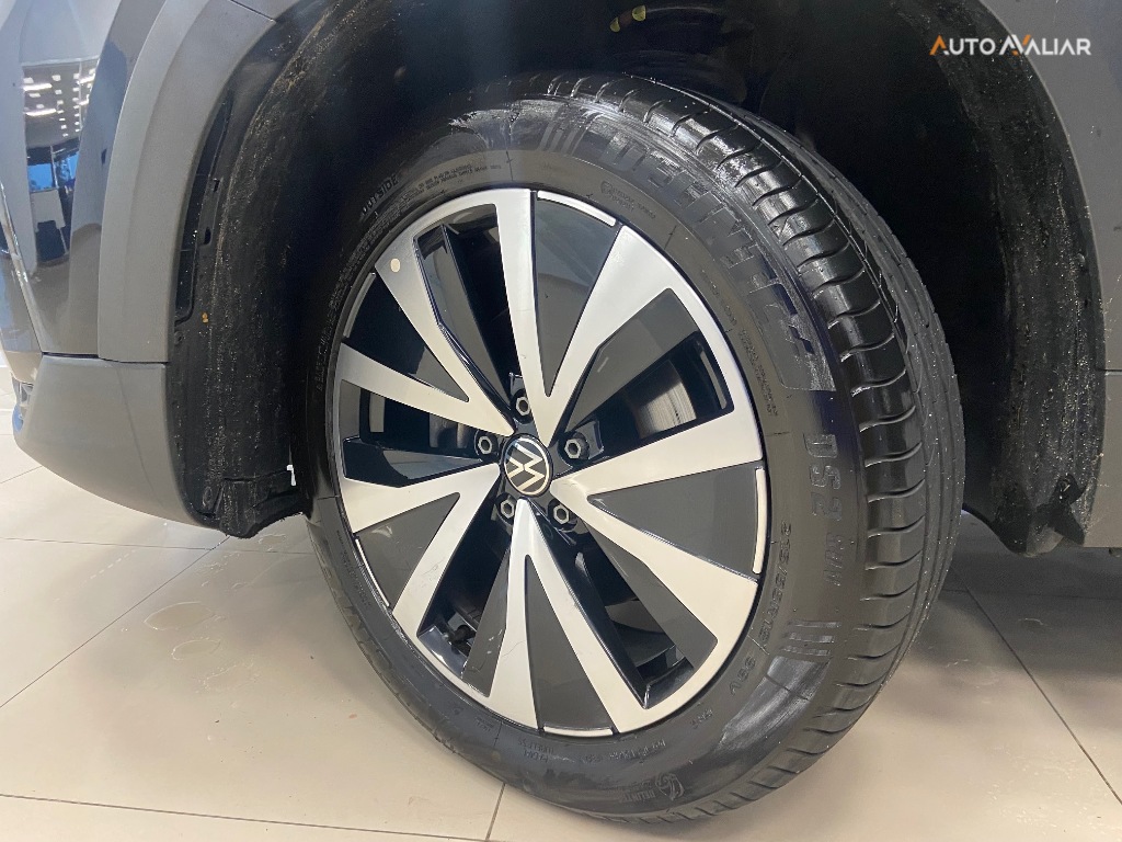 VOLKSWAGEN TAOS 1.4 250 TSI TOTAL FLEX HIGHLINE AUTOM&Aacute;TICO