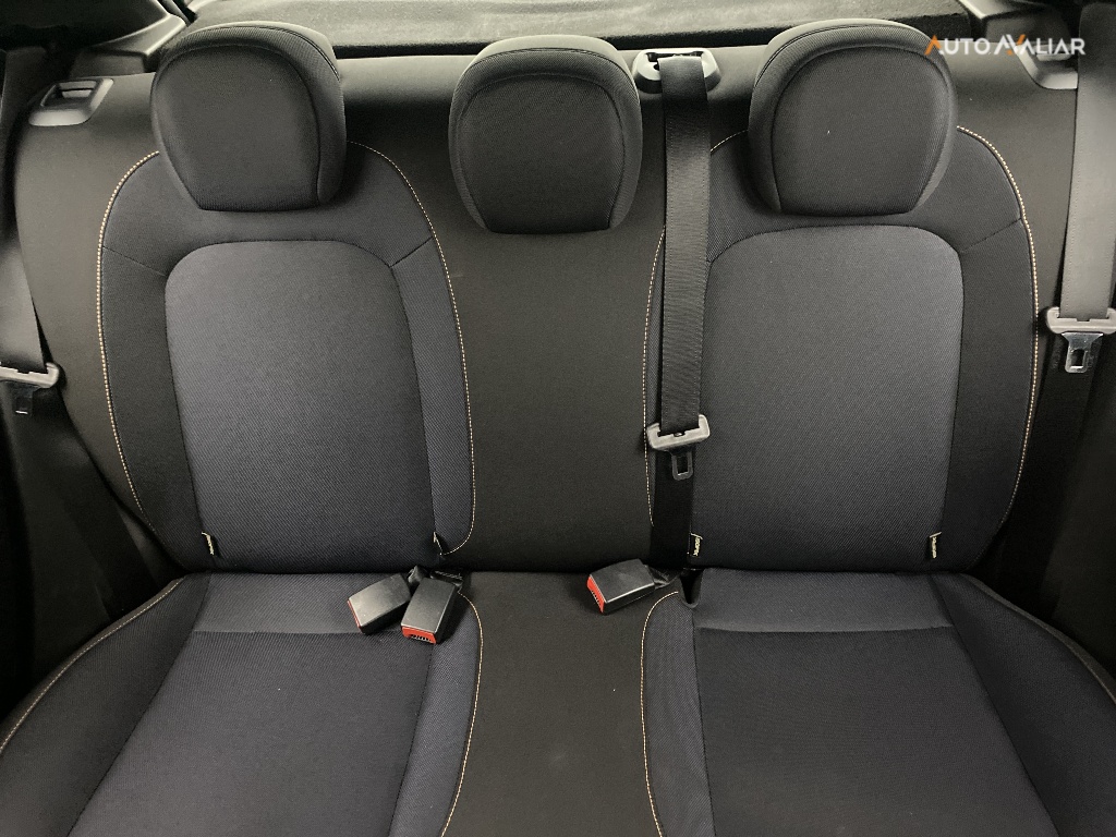 FIAT ARGO 1.3 FIREFLY FLEX TREKKING MANUAL