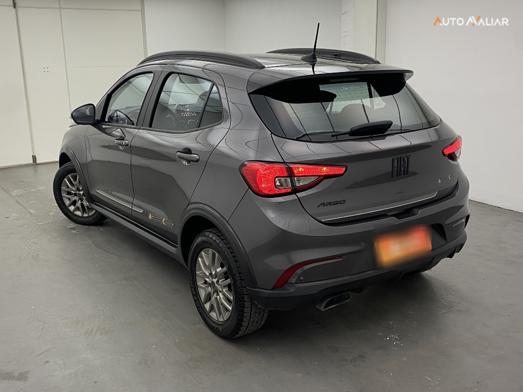 FIAT ARGO 1.3 FIREFLY FLEX TREKKING MANUAL