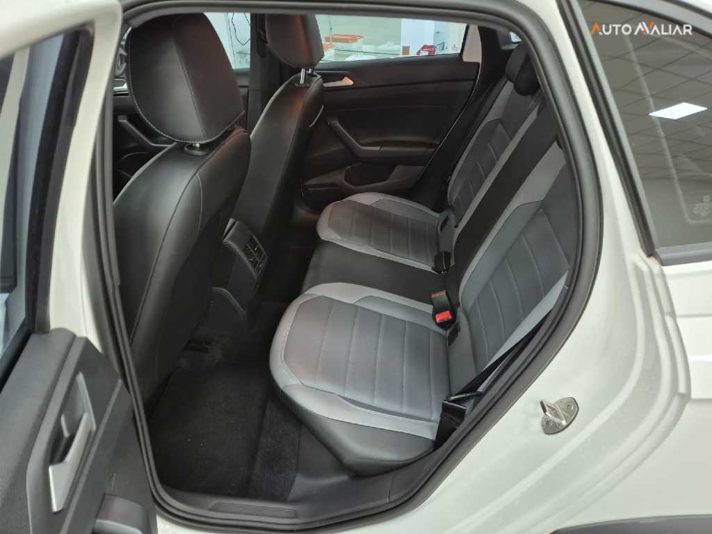 VOLKSWAGEN NIVUS 1.0 200 TSI TOTAL FLEX HIGHLINE AUTOM&Aacute;TICO