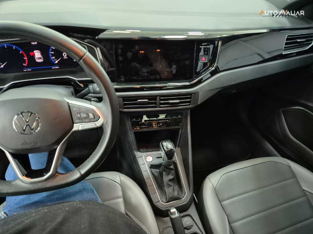 VOLKSWAGEN NIVUS 1.0 200 TSI TOTAL FLEX HIGHLINE AUTOM&Aacute;TICO