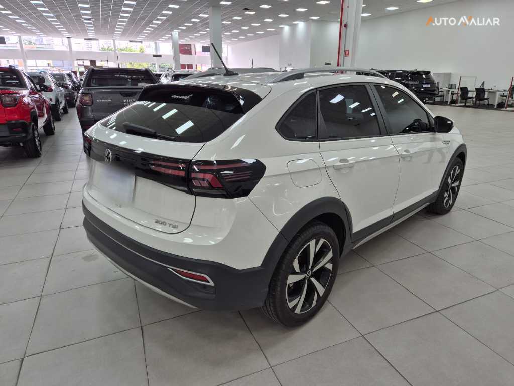 VOLKSWAGEN NIVUS 1.0 200 TSI TOTAL FLEX HIGHLINE AUTOM&Aacute;TICO