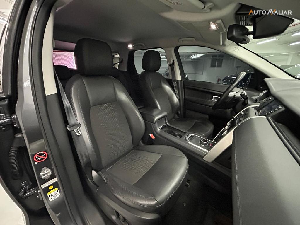 LAND ROVER DISCOVERY SPORT SE 2.0 4X4 DIES AUT. (H&Atilde;B.)