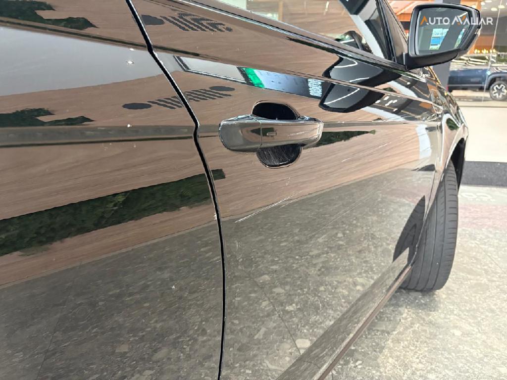 VOLKSWAGEN VIRTUS 1.0 200 TSI HIGHLINE AUTOM&Aacute;TICO