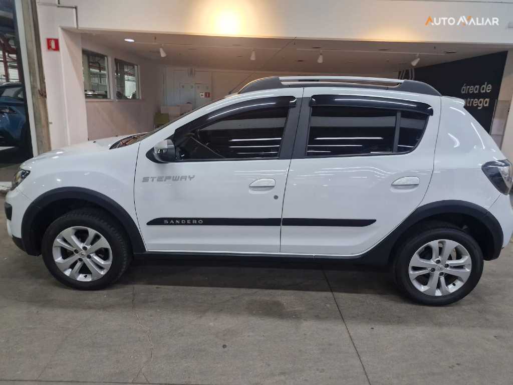 RENAULT SANDERO 1.6 STEPWAY 8V FLEX 4P AUTOMATIZADO