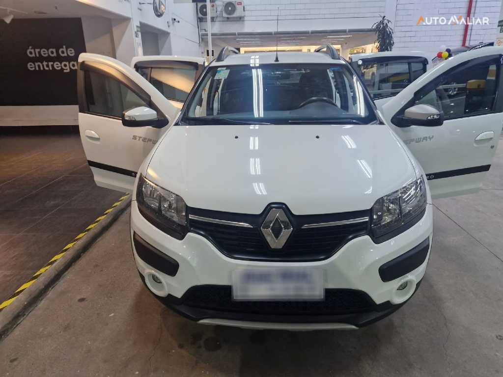 RENAULT SANDERO 1.6 STEPWAY 8V FLEX 4P AUTOMATIZADO