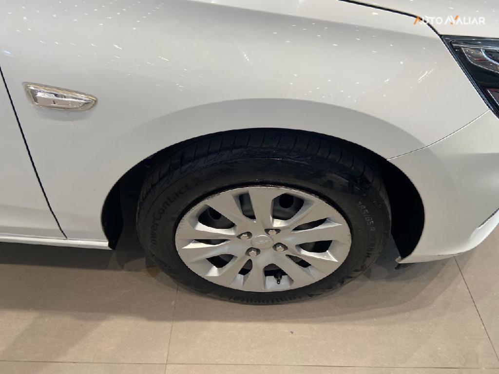 CHEVROLET ONIX 1.0 SEDAN PLUS 12V TB FLEX MEC