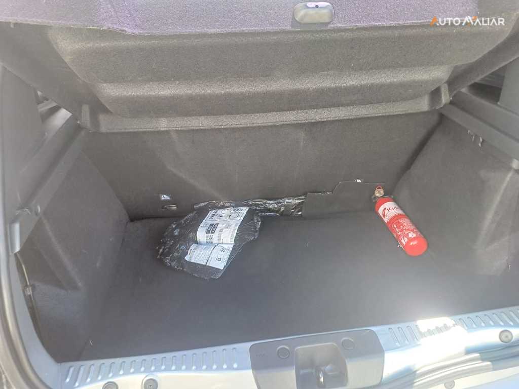 RENAULT SANDERO 1.6 16V SCE FLEX EXPRESSION MANUAL