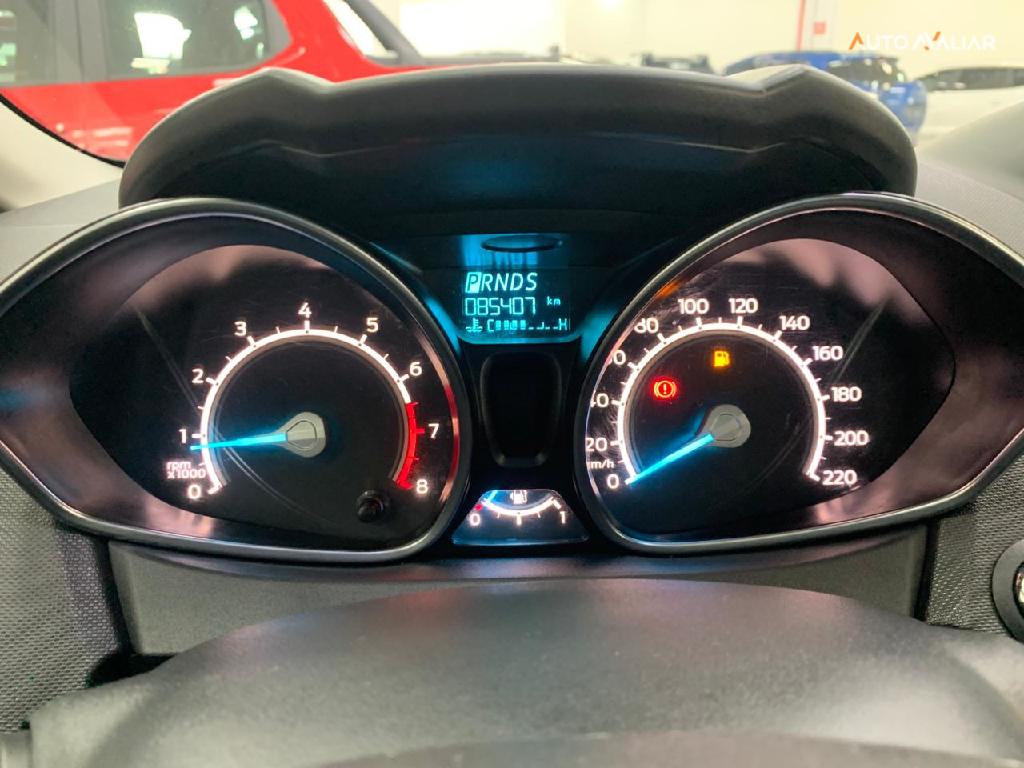 FORD FIESTA 1.6 TITANIUM HATCH 16V FLEX 4P POWERSHIFT