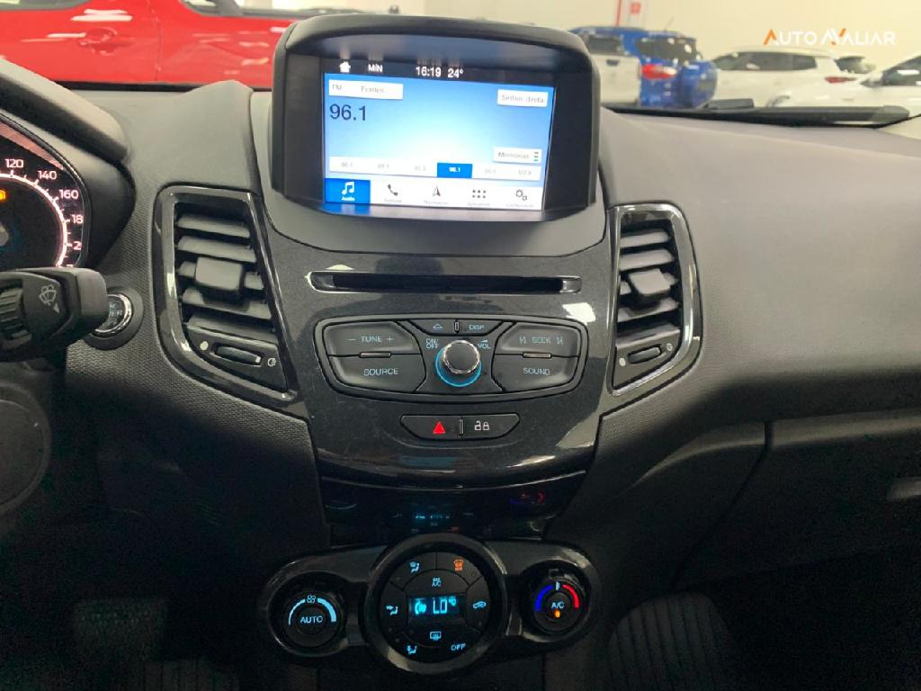 FORD FIESTA 1.6 TITANIUM HATCH 16V FLEX 4P POWERSHIFT