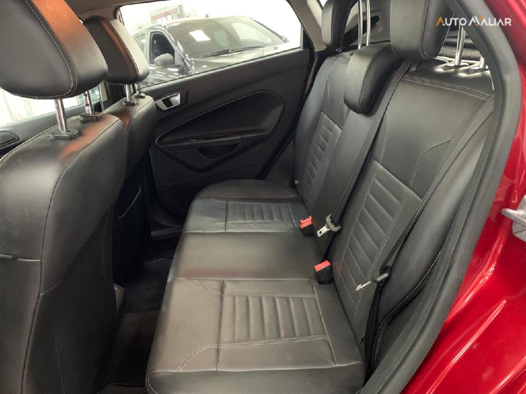 FORD FIESTA 1.6 TITANIUM HATCH 16V FLEX 4P POWERSHIFT